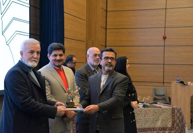 همایش علمی پژوهشی «شیرازشناسی» پایان یافت/ اعلام اسامی برگزیدگان  