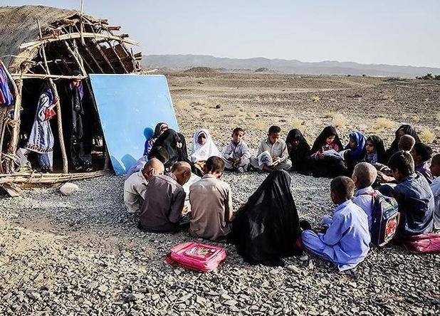 آخرین مدرسه کپری میناب جمع شد
