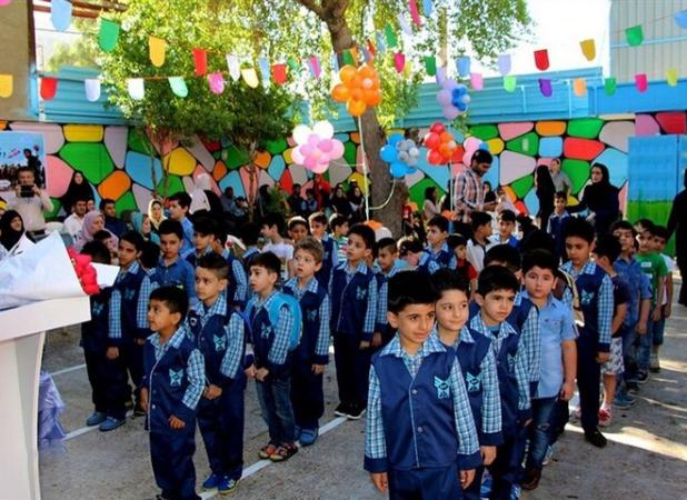 ورود ۷۴ هزار دانش‌آموز پایه اول به کلاس‌های درس استان تهران
