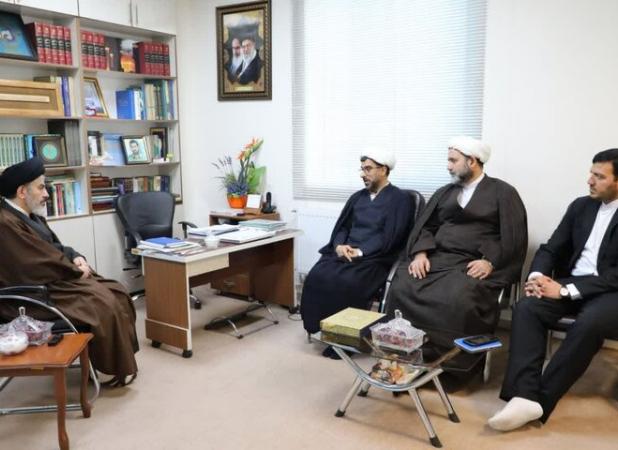 زندگی با آیه ها توسط تبلیغات اسلامی کار فاخر و ارزشمندی است