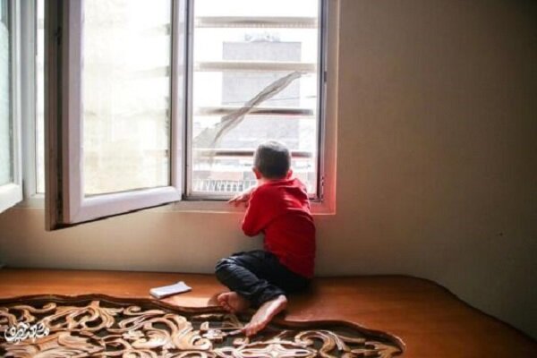 روایت مهربانی معلمی که آغوشش را به روی ایتام گشود