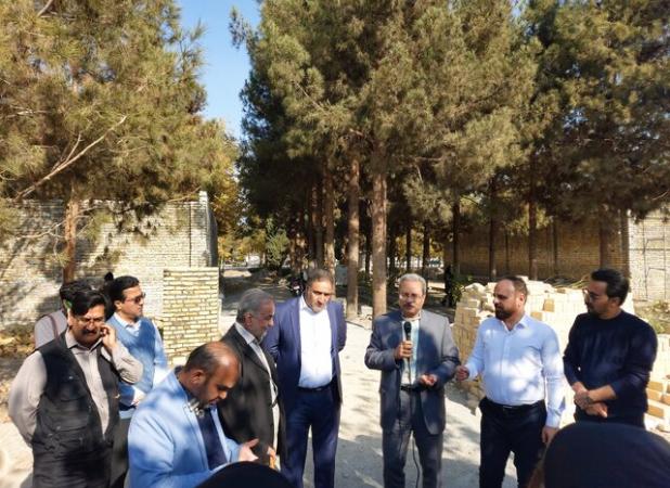 اجرای ۲۰۰ طرح شهری با اعتبار ۵۵۰ میلیارد تومان/آسفالت ۵۰۰ هزارمترمربع معابر شهر