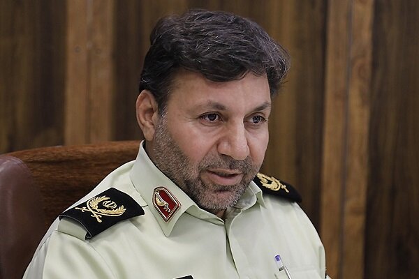 تأمین امنیت و ارائه خدمات انتظامی به زائران اربعین افتخاری ارزنده است
