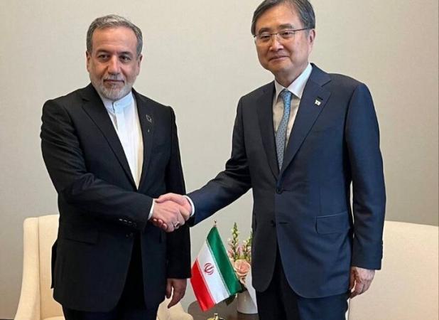 دیدار عراقچی با وزیر خارجه کره جنوبی