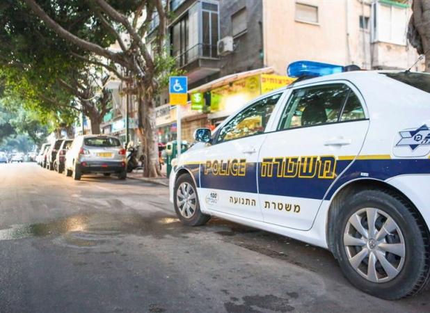 حمله به خودروی پلیس رژیم صهیونیستی در شمال فلسطین اشغالی
