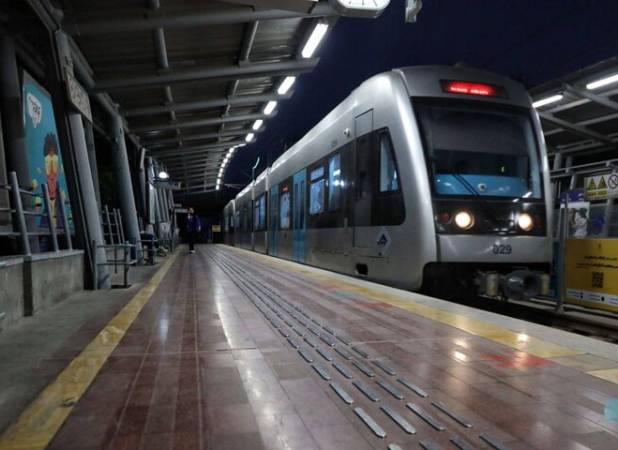 افزایش یک‌ساعته فعالیت قطار شهری مشهد در شب نیمه شعبان