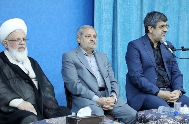 وزیر آموزش و پرورش: نقطه آغاز تحول، بازنگری در برنامه درسی مدارس است