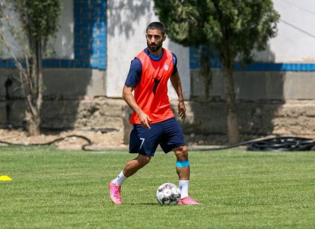 گلایه مهاجم استقلال از مدیران/ در اوج آمادگی هستم