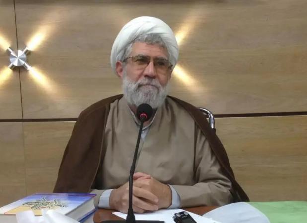 عبدالرحیم اردستانی خبرسازترین روحانی روزهای اخیر است