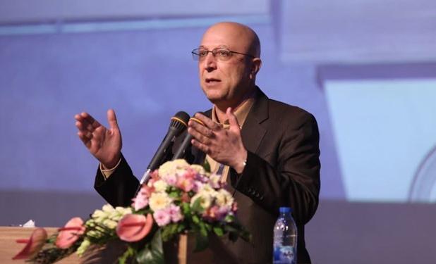  بازنگری آیین‌نامه استخدامی را دنبال می‌کنیم
