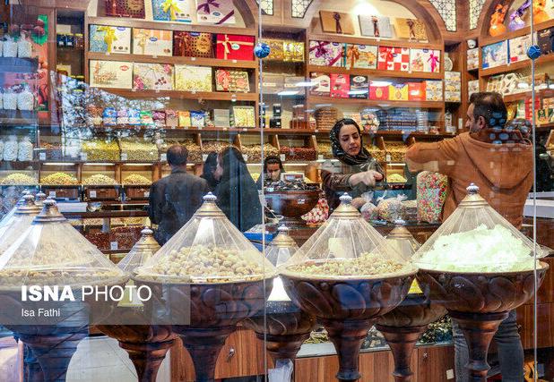 رئیس اتحادیه: آجیل باصرفه‌ترین خوراکی سفره شب یلداست