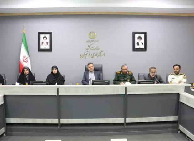 خدمت به خانواده شهدا وظیفه‌ انسانی و انقلابی است