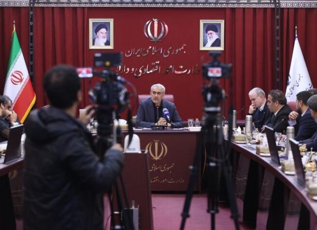 حمایت قاطع دولت از اتحادیه ها ، اصناف و بازاریان 