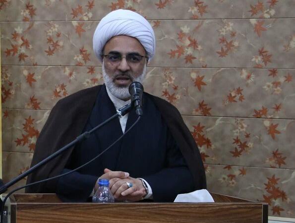 ایمان و توسل سرچشمه اصلی قدرت شیعه است