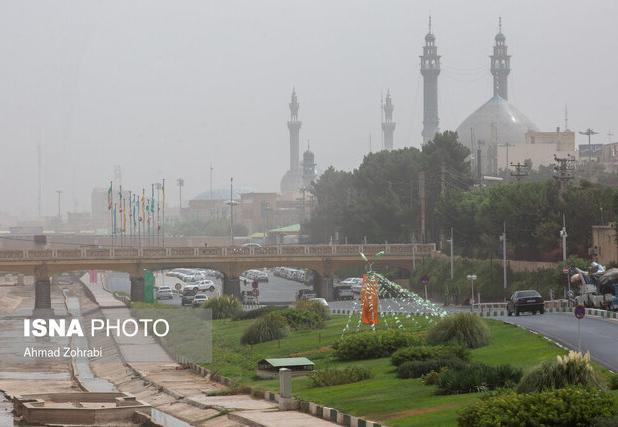 آلودگی هوا در قم تا پایان هفته ادامه دارد