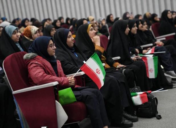 برگزاری اختتامیه سی امین کنگره قرآنی دانش آموزان دختران سمپادی