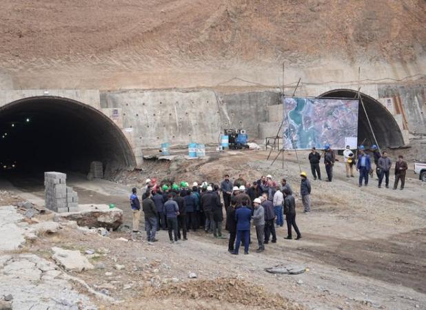 عملیات اجرایی تکمیل قطعه سوم آزادراه ارومیه- تبریز با ۵ همت آغاز شد