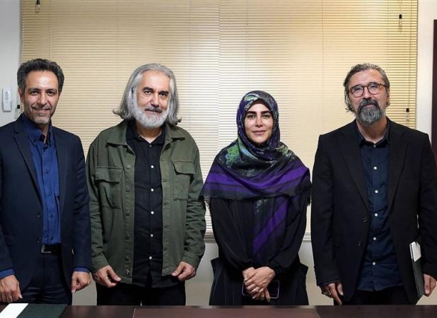 انتقال آرام قدرت در انجمن موسیقی / خداحافظی یک «سرباز»