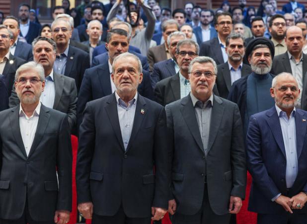 برگزاری مراسم آغاز سال تحصیلی دانشگاه‌ها با حضور پزشکیان