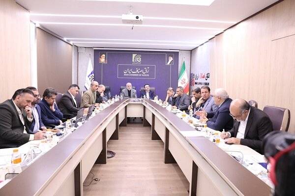 گلایه اصناف و بازاریان از بی‌ثباتی نرخ ارز