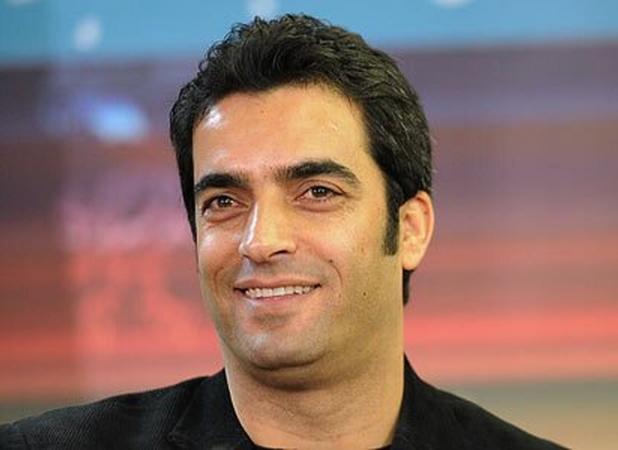 استوری معنادارِ منوچهر هادی در غمگین‌ترین حال و احوال!