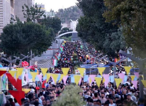 تمام ایران مهمان امت احمد سنندج؛ بانگ همدلی از سنندج تا جهان اسلام