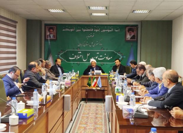 ابراهیمی: دفاتر خدمات قضائی در خط مقدم رفع اختلاف مردم قرار دارند