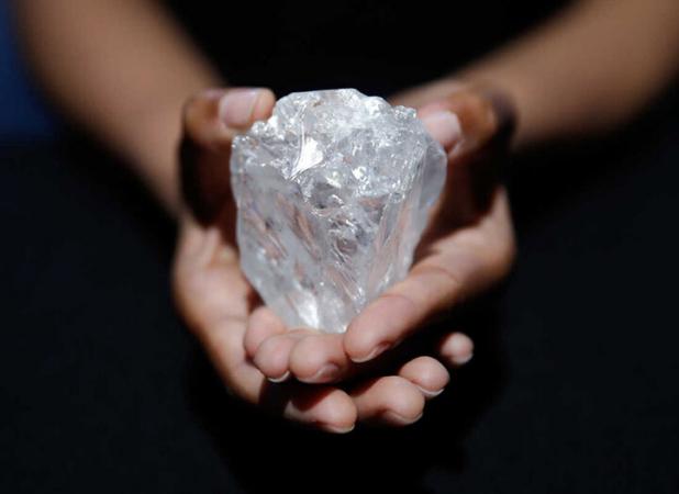 پیش بینی قیمت الماس در بازار های جهانی 