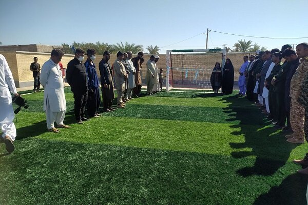 افتتاح زمین چمن مصنوعی در روستای گنبد سه پایه شهرستان دلگان