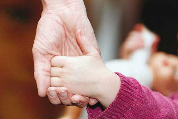 واگذاری سرپرستی موقت ۶۰ کودک در البرز