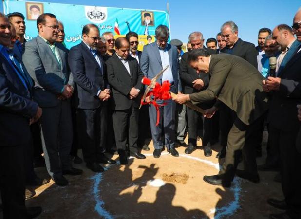 شیخی: کلنگ مجتمع فرهنگی، آموزشی و رفاهی کارگران یزد به زمین خورد