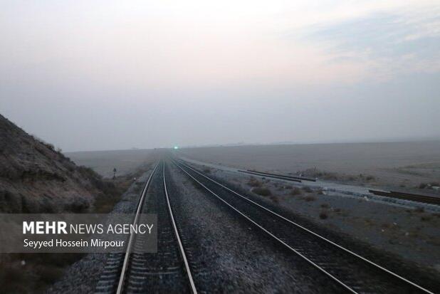 سادات‌حسینی: دومین قطار گردشگری مثلث طلایی راهی یزد می‌شود