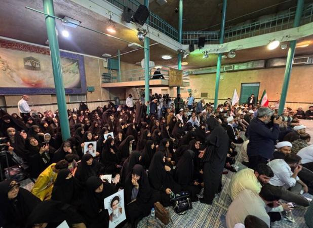 تجدید میثاق جمعی از جوانان با آرمان‌های امام خمینی