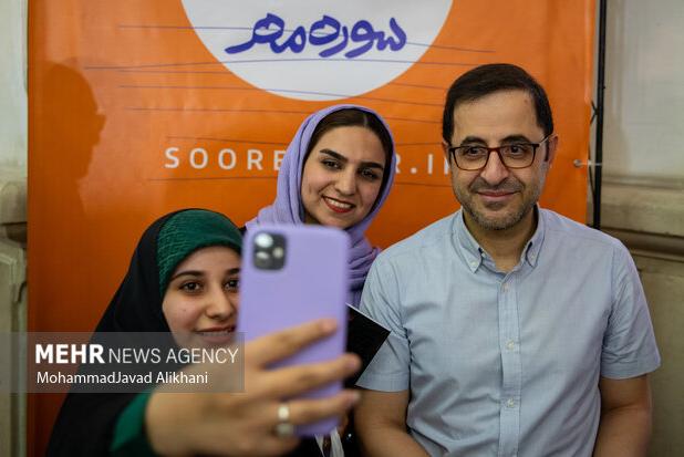 ماجرای بیرون کردن مخاطبان فاضل نظری از شبستان مصلی چه بود؟