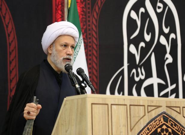 امام جمعه شیراز: نظارت مجلس باید اثرگذارتر و دقیق‌تر شود