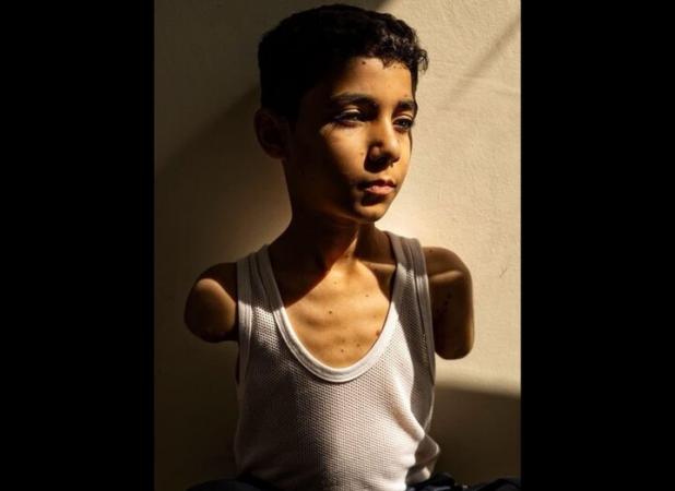 نه دست مانده، نه تاب و توان به پیکر من...