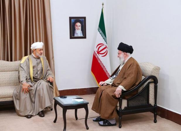 دیدار سلطان عمان با رهبر انقلاب اسلامی
