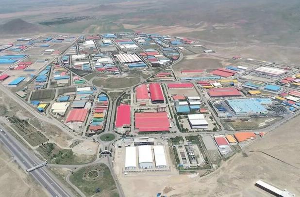 توانا : معاملات غیرمجاز اراضی صنعتی تخلف محسوب می‌شود