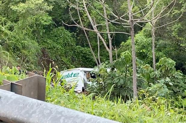 مرگ حداقل ۱۳ نفر در تصادف رانندگی در مرکز اکوادور
