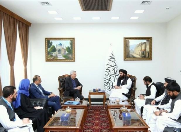 طالبان: مهاجران بازگشتی باید فرصت انتقال دارایی داشته باشند