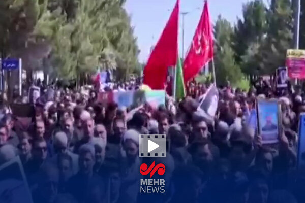 تصاویری از تشییع پیکر اسماعیل نادی در سربیشه خراسان جنوبی
