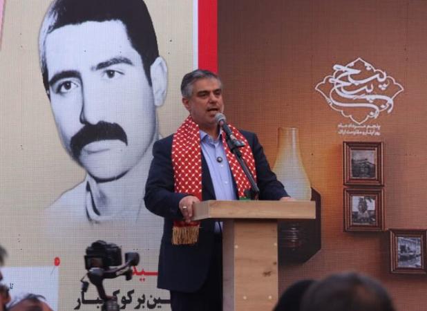 خون شهدا سند اقتدار و عزت ملت ایران است