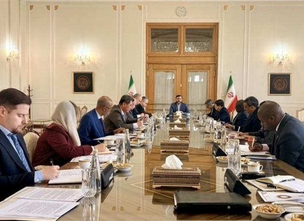 غریب‌آبادی: دولت‌های تحریم‌شده باید در برابر فشارهای غیرقانونی بایستند