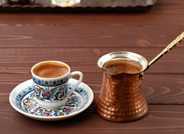 سه روش حرفه‌ای و اصولی دم‌آوری قهوه تُرک