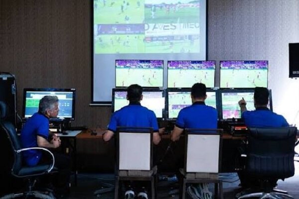 ۵ داور جدید مجوز فیفا برای قضاوت با VAR را گرفتند