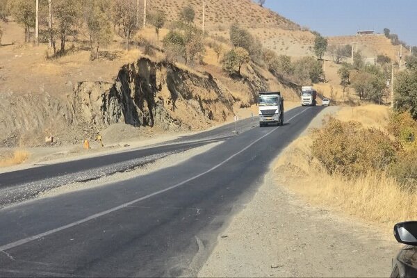 گوزلی: طرح تعریض محور نلاس- سردشت ۶ سال بلاتکلیف مانده است