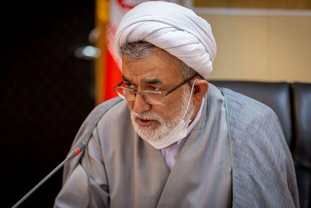 عاشورا مکتب ایستادگی در برابر ظلم و نماد آزادگی است