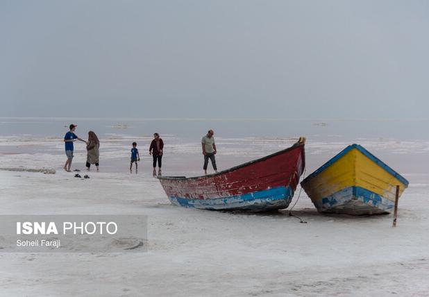 مشارکت همگانی در اصلاح الگوی کشت از پیش شرطهای اصلی در احیای دریاچه ارومیه است
