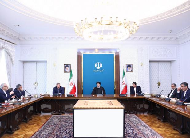 بررسی و تصویب تعدادی از احکام برنامه مهار تورم و رشد تولید