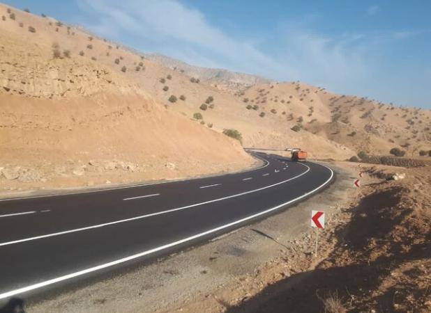 خط‌کشی ۳۰۰ کیلومتر از محورهای باغملک با هدف تسهیل دسترسی به روستاها و مسیرهای اصلی‌